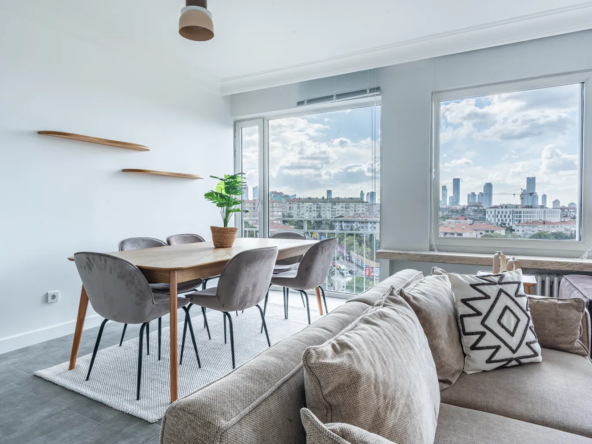 اجاره سالیانه آپارتمان 3 خوابه مبله شیک با لوازم صفر در منطقه سارییر استانبول