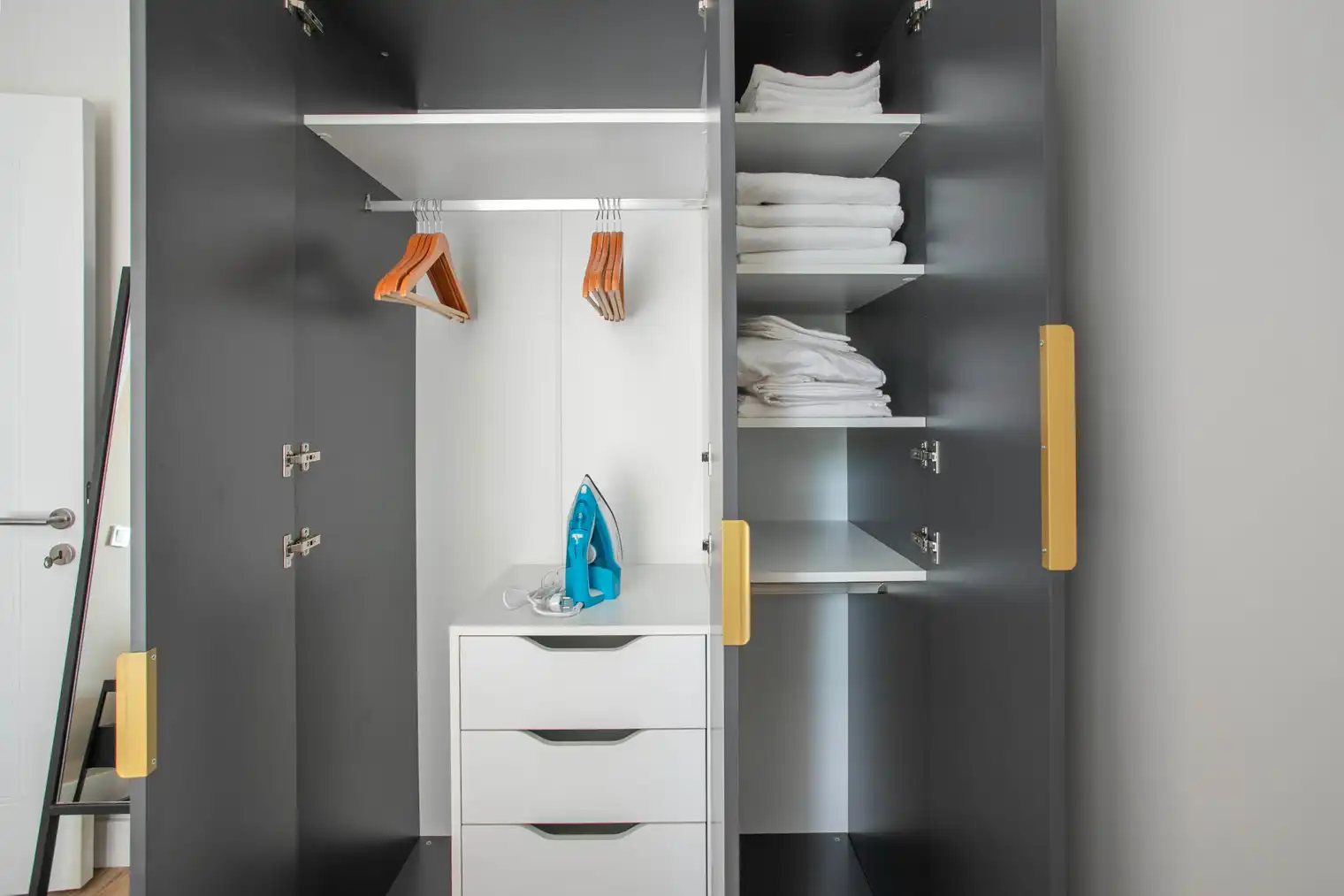 اجاره آپارتمان لوکس در بشیکتاش. واحدی بی‌نظیر با تمامی امکانات رفاهی برای یک زندگی راحت و بی‌دغدغه. تماس با ترک گشت برای اطلاعات بیشتر.