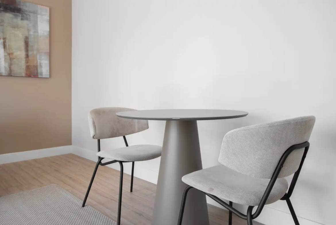 اجاره آپارتمان لوکس در بشیکتاش. واحدی بی‌نظیر با تمامی امکانات رفاهی برای یک زندگی راحت و بی‌دغدغه. تماس با ترک گشت برای اطلاعات بیشتر.