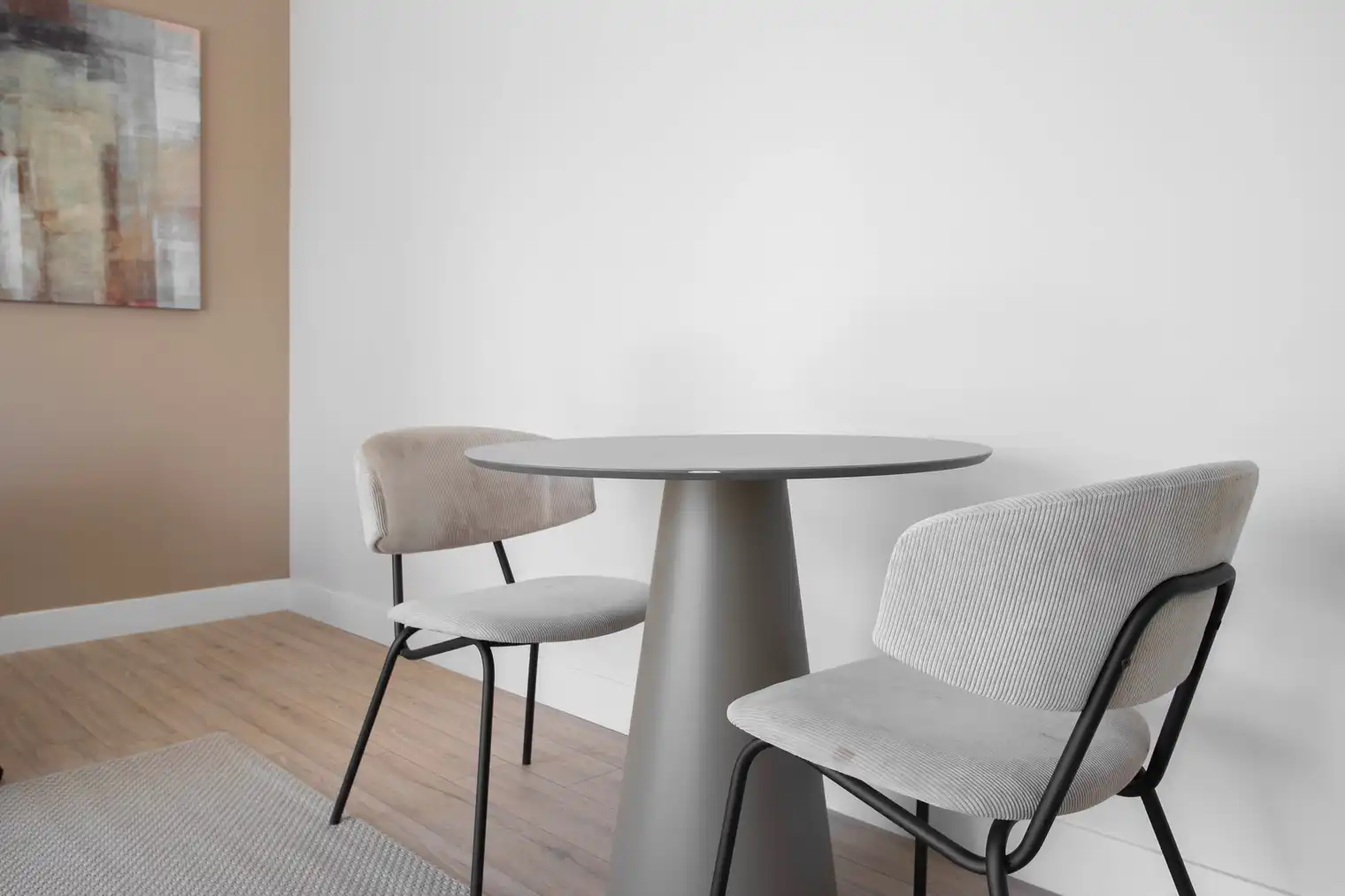 اجاره آپارتمان لوکس در بشیکتاش. واحدی بی‌نظیر با تمامی امکانات رفاهی برای یک زندگی راحت و بی‌دغدغه. تماس با ترک گشت برای اطلاعات بیشتر.